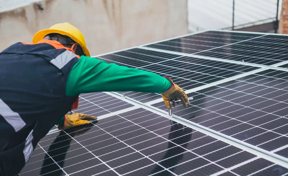 Lắp đặt điện năng lượng mặt trời