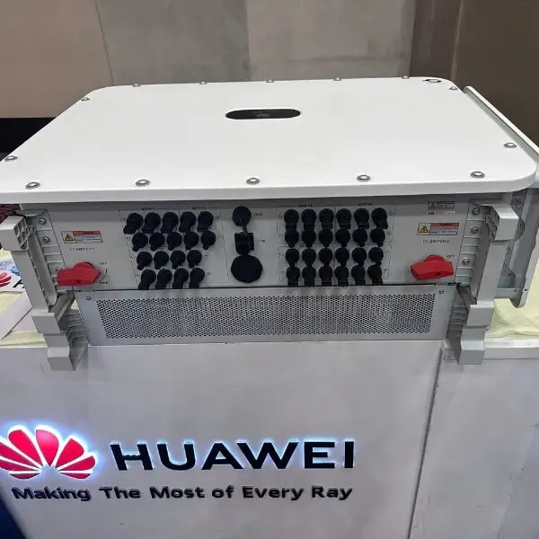 Inverter Huawei 150kW SUN2000-150K-MG0 1645 Inverter Huawei 150kW SUN2000-150K-MG0