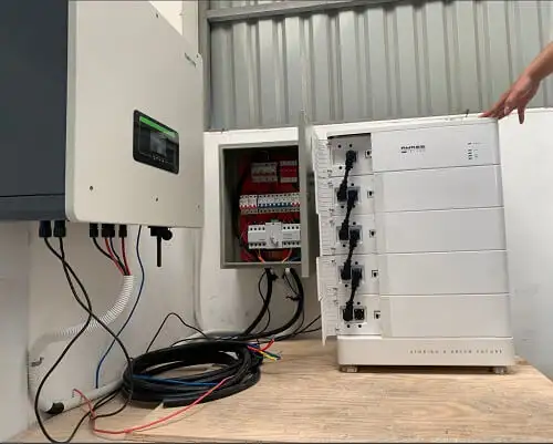 Pin lưu trữ Lithium GTX 3000 - H4 10kW 2415 Pin lưu trữ Lithium GTX 3000 - H4 10kW
