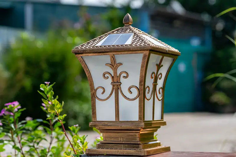 Đèn trụ cổng năng lượng mặt trời 25cm TC01S-2