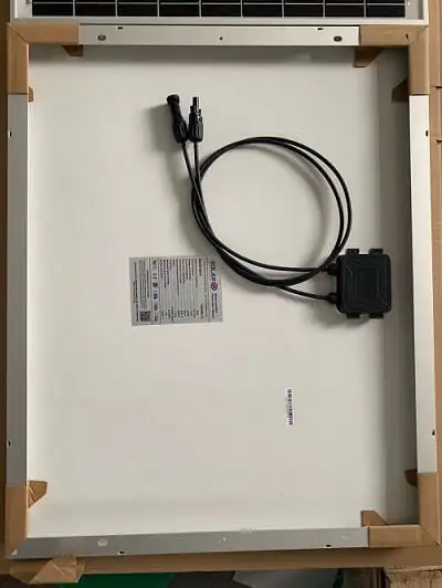 Tấm pin năng lượng mặt trời mini 50W 12V Mono (Cho tàu bè/Camera)