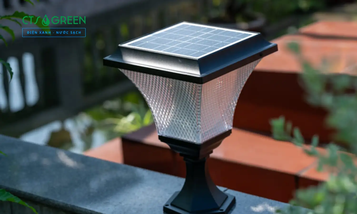 Đèn trụ rào sân vườn năng lượng mặt trời TS34TR