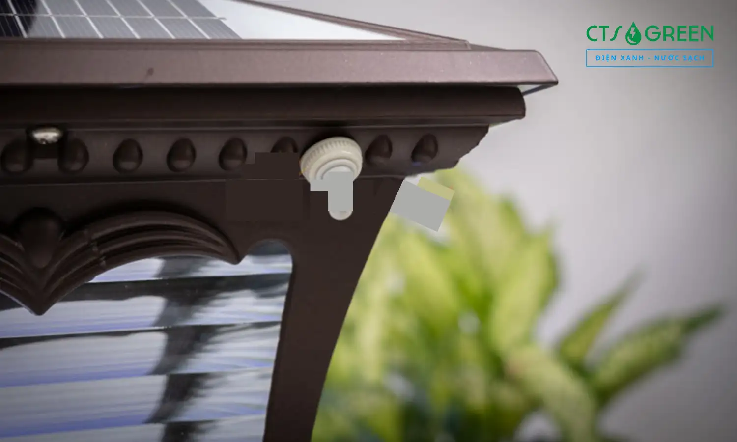 Đèn treo cột tường năng lượng mặt trời TT21C