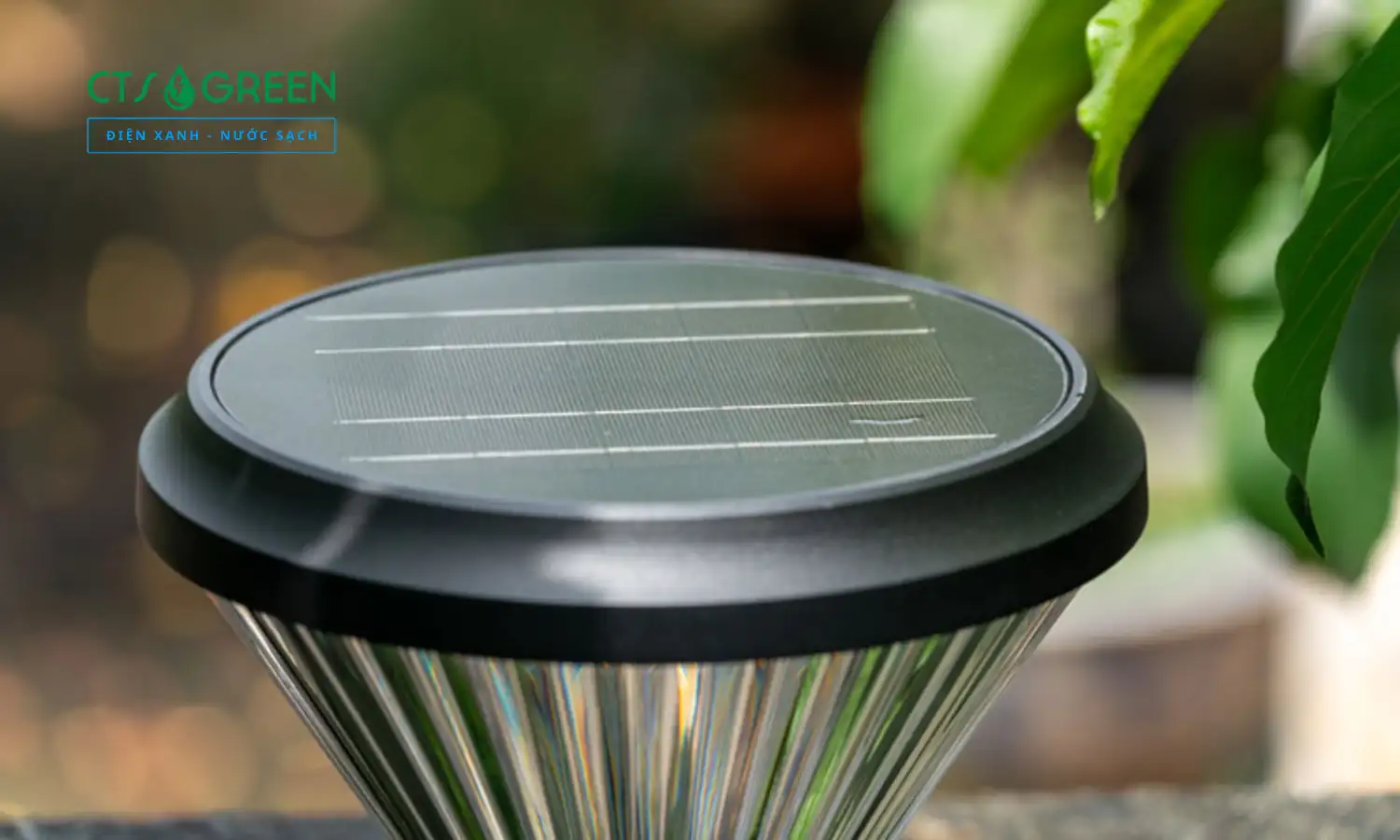 Đèn Treo Năng Lượng Mặt Trời TT37C Cao Cấp 5754 Đèn Treo Năng Lượng Mặt Trời TT37C Cao Cấp