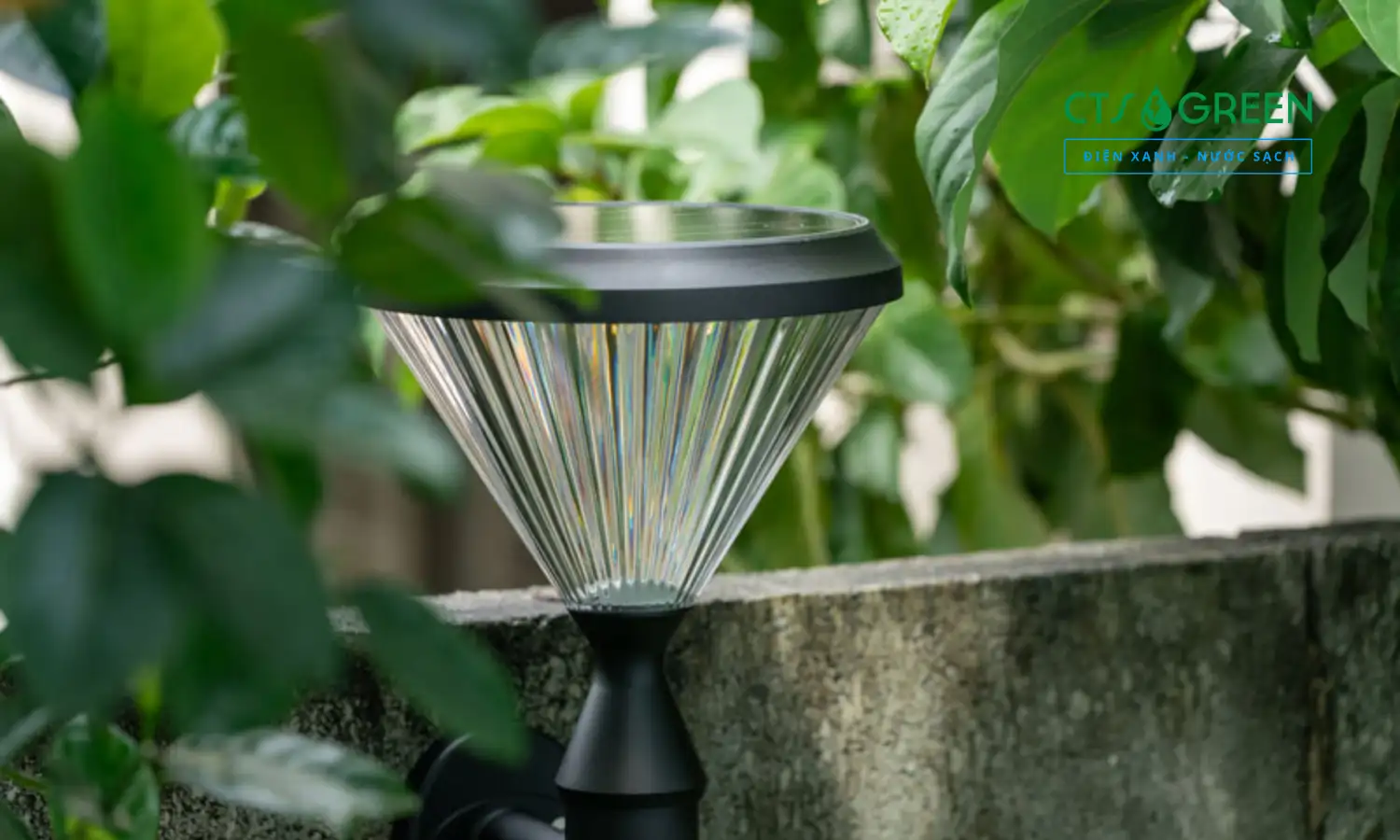 Đèn Treo Năng Lượng Mặt Trời TT37C Cao Cấp 5754 Đèn Treo Năng Lượng Mặt Trời TT37C Cao Cấp