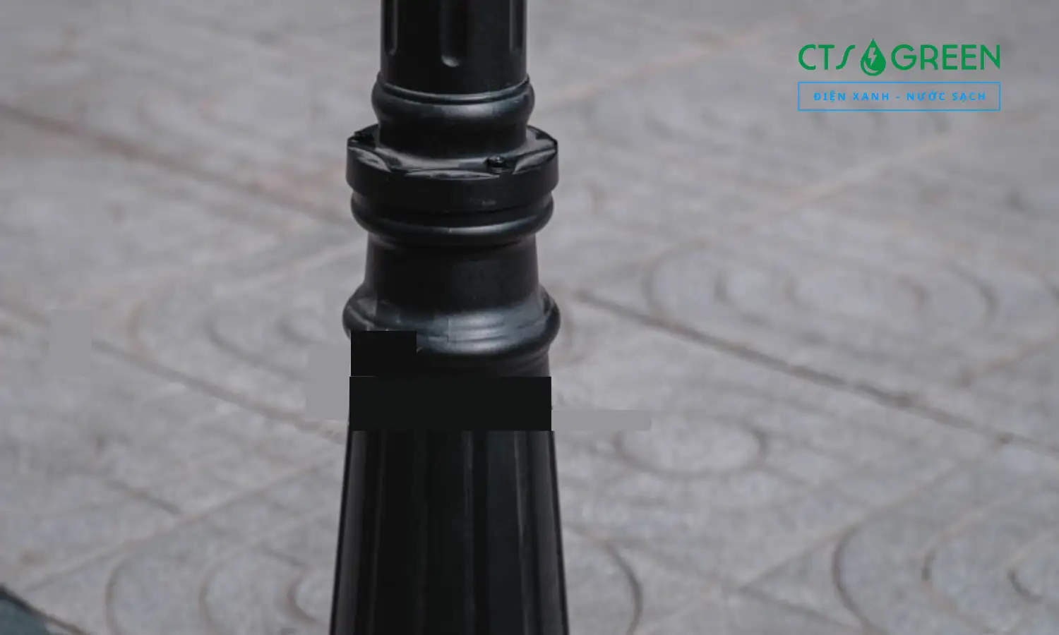 Đèn trụ công viên 3 ngọn CV - 3037 cao 2.6m, chụp đèn kim cương