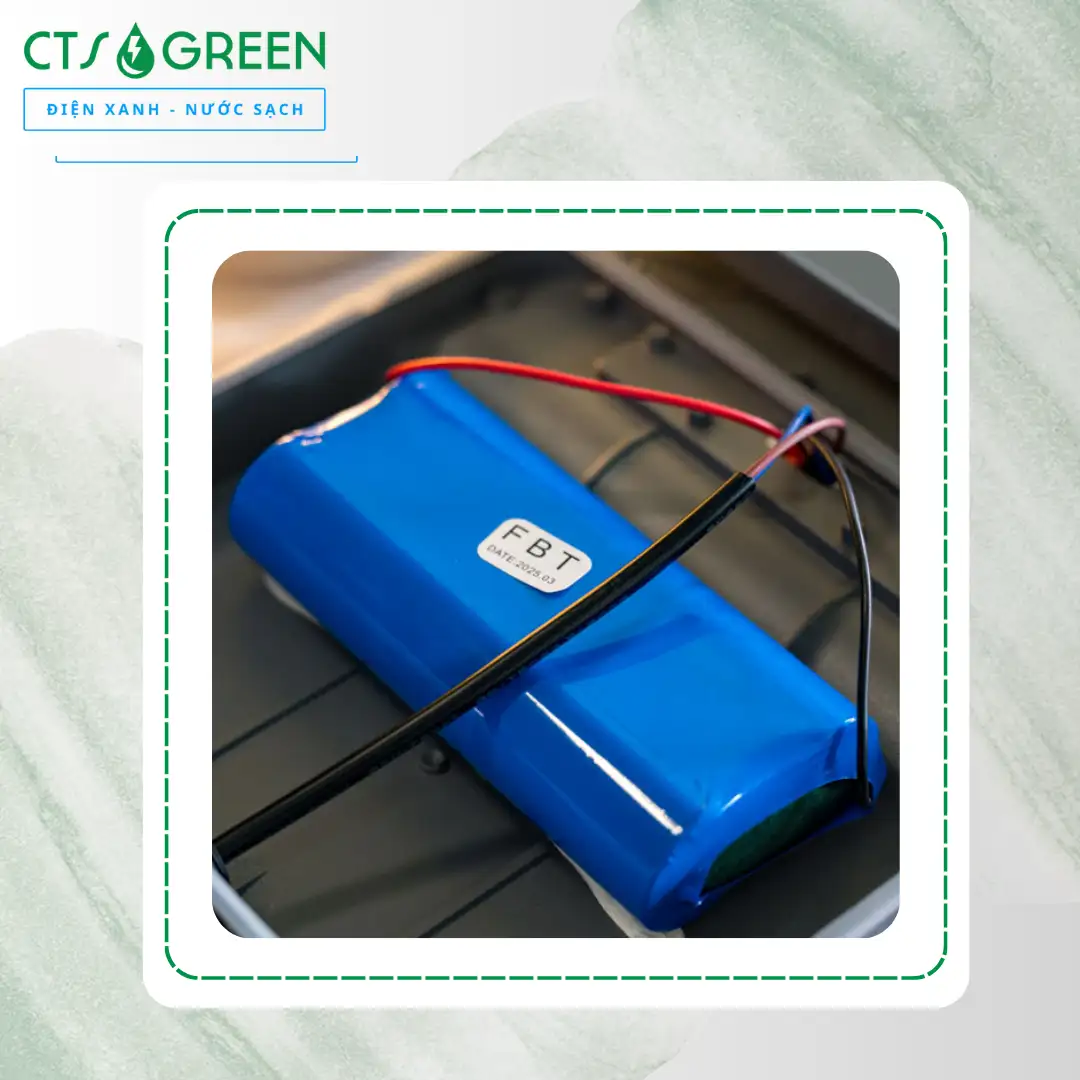 Đèn Đường Năng Lượng Mặt Trời 400W D-SA400B 4159 Đèn Đường Năng Lượng Mặt Trời 400W D-SA400B