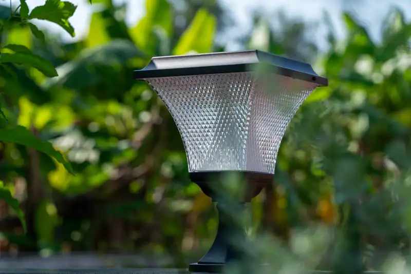 Đèn trụ rào sân vườn năng lượng mặt trời TS34TR