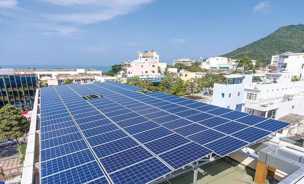 Công suất điện mặt trời áp mái tăng kỷ lục