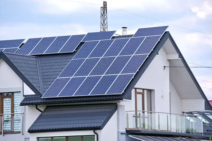 Hệ thống pin năng lượng mặt trời áp mái TPHCM