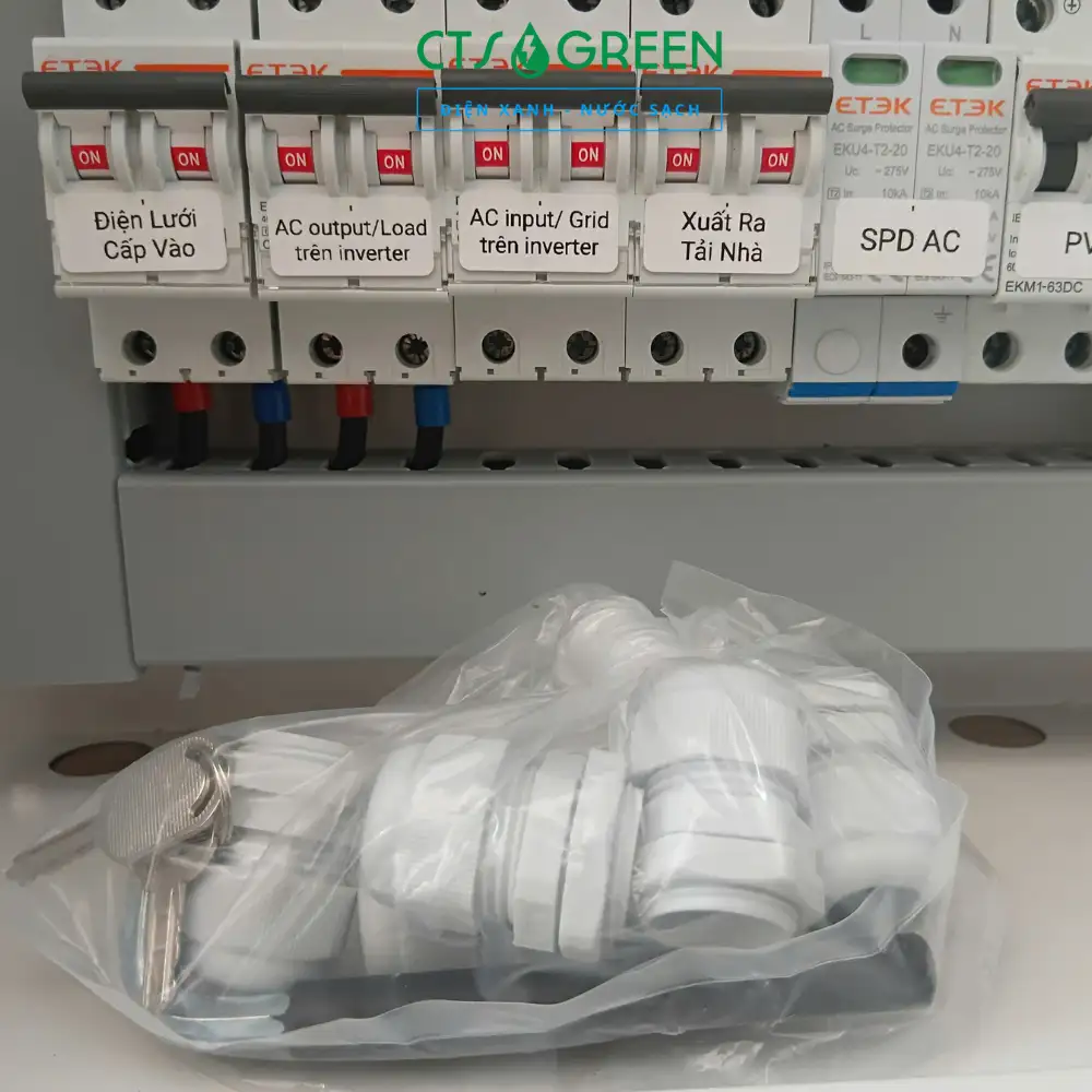Tủ phân phối điện năng lượng mặt trời hybrid 5-8Kw 8423 Các linh kiện tủ điện Hybrid